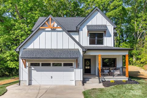 1 Linestowe Drive sold home in Aberfoyle, Belmont, NC