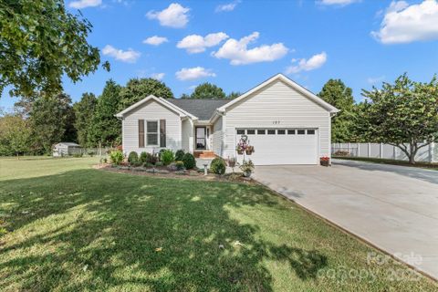 127 Rumple Hill Drive sold home in Lippard Springs, Statesville, NC