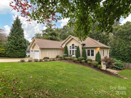 321 Scarlet Tanager Court sold home in Ashley Woods, Arden, NC