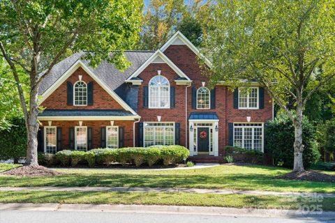 10010 Bayart Way sold home in The Hamptons, Huntersville, NC