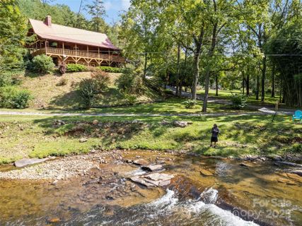 648 Suntrace Circle sold home in Suntrace, Cullowhee, NC