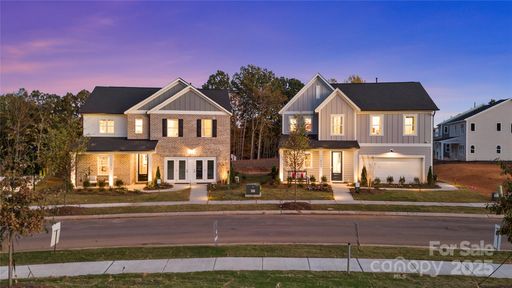 8234 Franklin Trail Street pending home in Alton Creek, Mint Hill, NC