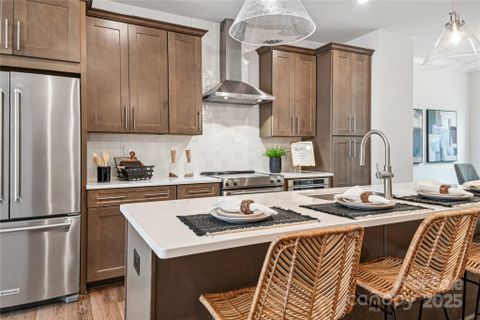 2047 Clarksdale Drive