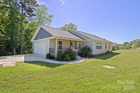 4390 Belmont Drive sold home in Belmont, Morganton, NC