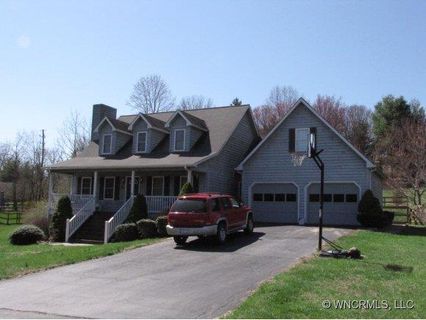 3 Mallory Meadows Court sold home in Mallory Meadows, Arden, NC