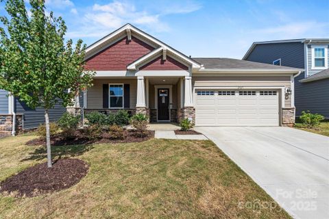 2425 Lorelei Terrace
