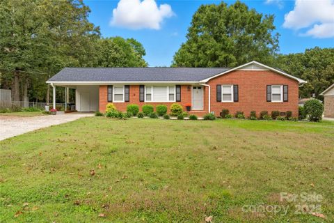 2101 Shady Lane active home in Helms Park, Monroe, NC