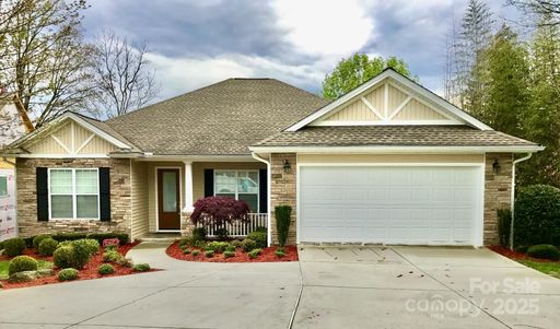 18 Eagle Pointe Way