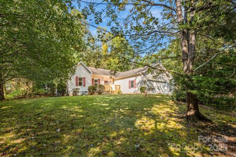 37 Poplar Creek Drive sold home in Poplar Creek, Asheville, NC