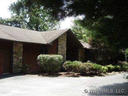 Previously sold for $292,500