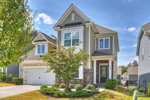 1024 Gabardine Lane