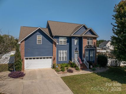 1613 Stone Pine Drive sold home in Forest Pointe, Gastonia, NC