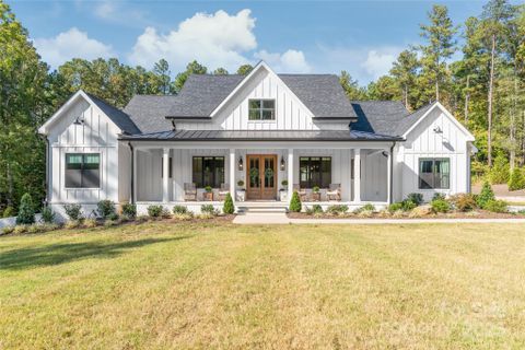 1844 Huntley Ridge Drive sold home in Huntley Ridge, Concord, NC