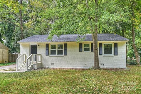 1709 Masonic Drive