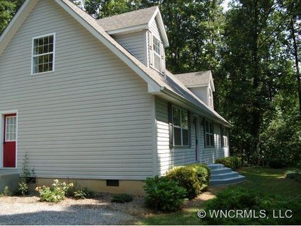 685 Fern Trail