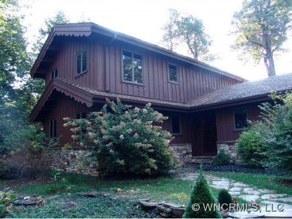 32 Bleu Ridge Road sold home in Swiss Village, Little Switzerland, NC