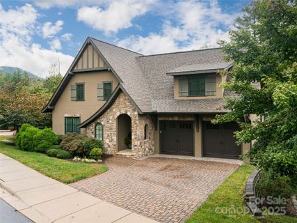 87 Chantilly Drive sold home in Thoms Estate, Asheville, NC