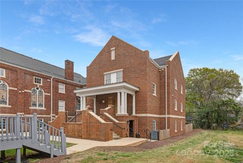 203 Grandin Road