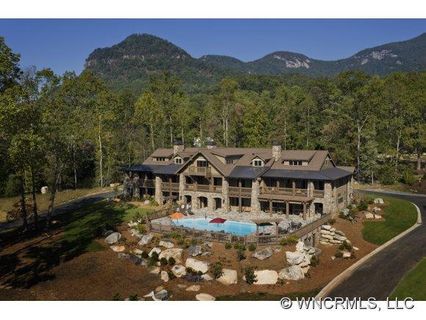 121 Firefly Cove