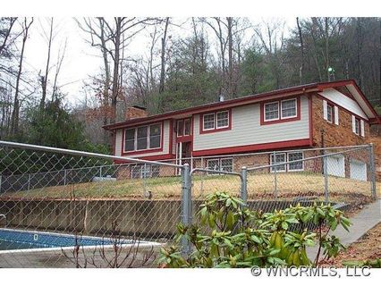 2346 Valencia Dr sold home in Glynwood, Hendersonville, NC