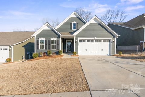 5066 Summer Surprise Lane sold home in Enclave At Holcomb, Charlotte, NC