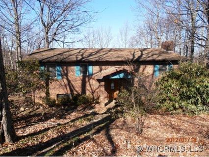33 Milburn Lane sold home in Serendipity, Hendersonville, NC