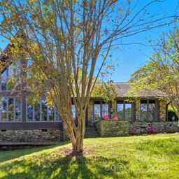 1515 Heatherloch Drive