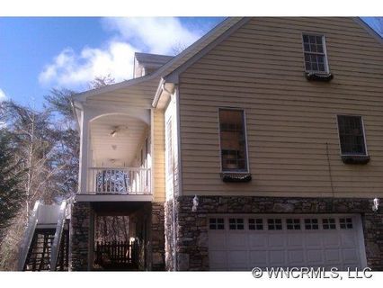 14 Hawk View Drive
