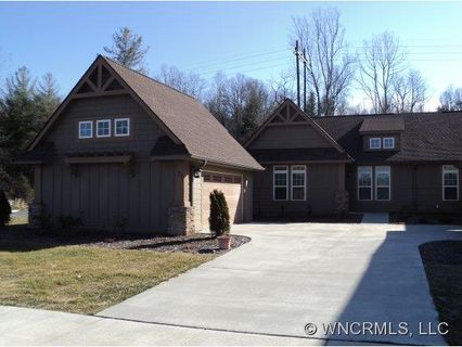 21 Foxtail Court sold home in Foxchase, Hendersonville, NC