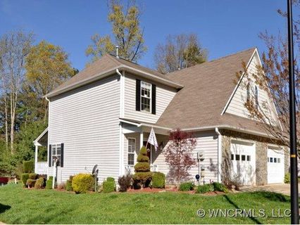 13 Willowick Drive