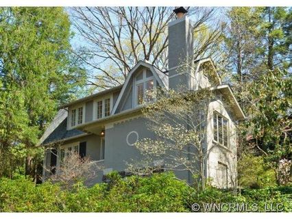 18 The Circle sold home in Albermarle Park, Asheville, NC