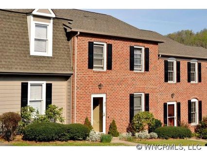 15 Sleepy Hollow Lane