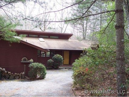1175 Sequoyah Woods Drive