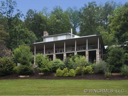 70 Deerhaven Lane sold home in Deerhaven, Asheville, NC