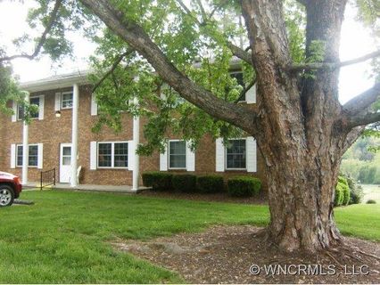 100 Falling Waters Road 3