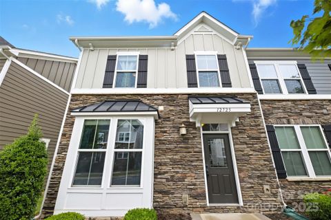 Homes in Bryton Square, Huntersville