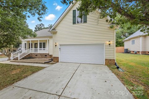 332 Chelveston Drive sold home in Stafford Park, Rock Hill, SC