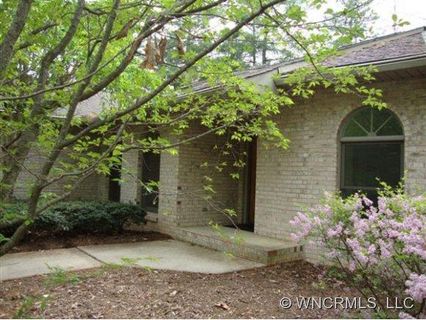 114 Sunny Ridge Drive sold home in Sunny Ridge, Asheville, NC