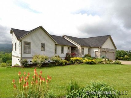 74 Alpine Way