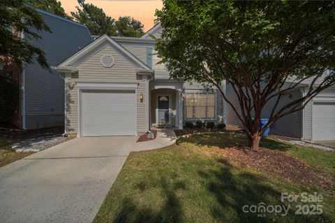 11712 Woodmere Trace Drive sold home in Ardrey Park, Charlotte, NC