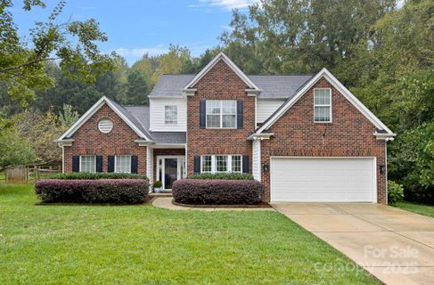 15719 Prestwoods Lane
