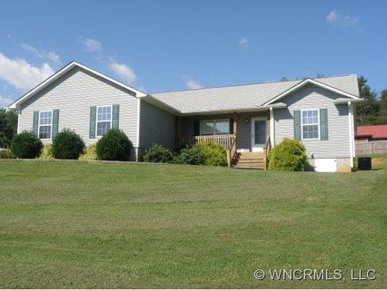 19 Jackson Cove Rd sold home in Jackson Cove, Leicester, NC