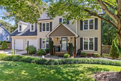 301 Southfork Drive sold home in Point Crossing, Belmont, NC