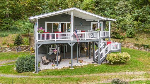 A home in Swiss Village, Little Switzerland