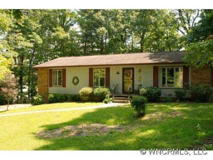 31 Shorewood Drive
