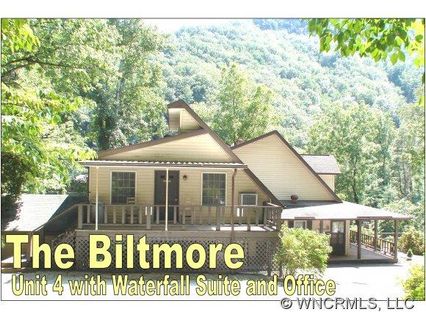 950 Main St Unit 4 Biltmore sold home in Mountain Village Chalets, Chimney Rock, NC