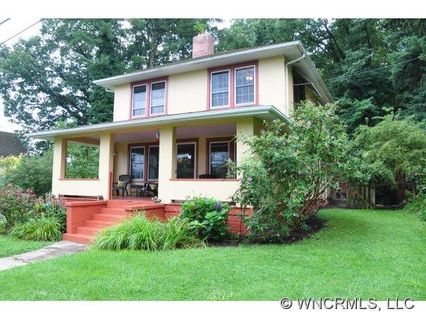 4 Terrace Drive sold home in Fibreville-Skyland Terrace, Canton, NC