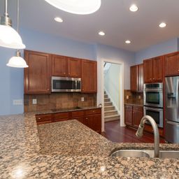 878 Treasure Court
