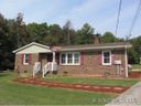 225 Oak Forest Drive sold home in Forest City, SC
