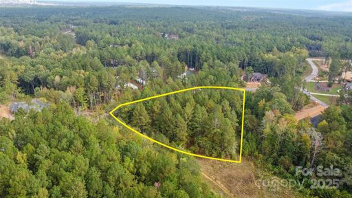 8090 Gulf Creek Road active home in Riverchase Estates, Lancaster, SC